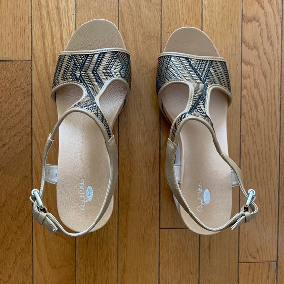 Dr. Scholl's Original Collection Platform Sandals - Picture 2 of 10